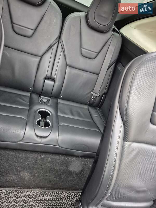 Внедорожник / Кроссовер Tesla Model X 2016 в Киеве фото 11 Внедорожник / Кроссовер Tesla Model X 2016 в Киеве