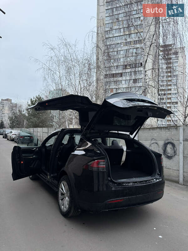 Внедорожник / Кроссовер Tesla Model X 2017 в Киеве