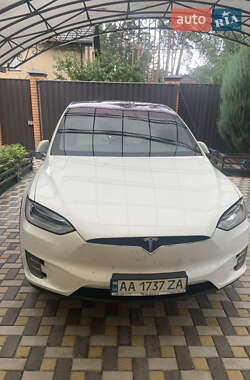Позашляховик / Кросовер Tesla Model X 2019 в Ірпені