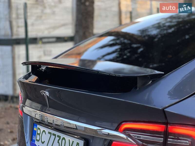 Внедорожник / Кроссовер Tesla Model X 2018 в Львове