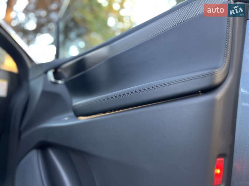 Внедорожник / Кроссовер Tesla Model X 2018 в Львове