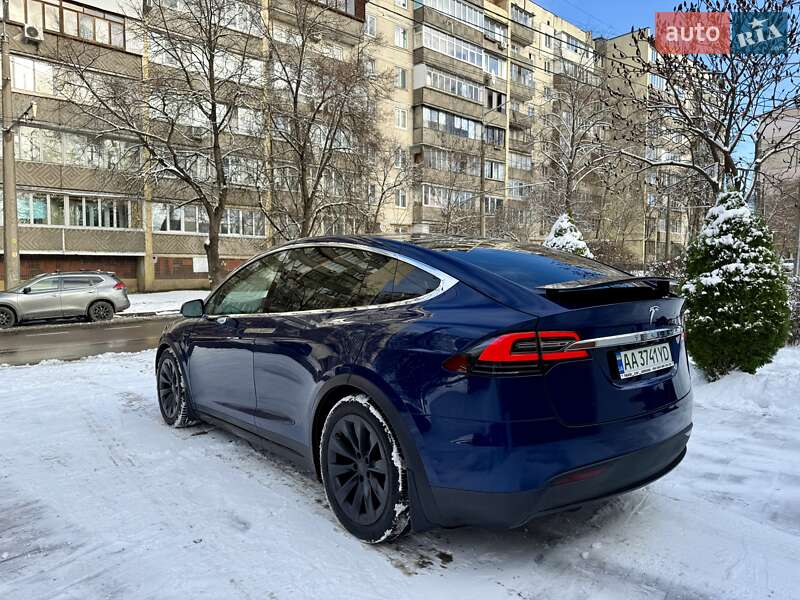 Внедорожник / Кроссовер Tesla Model X 2018 в Киеве