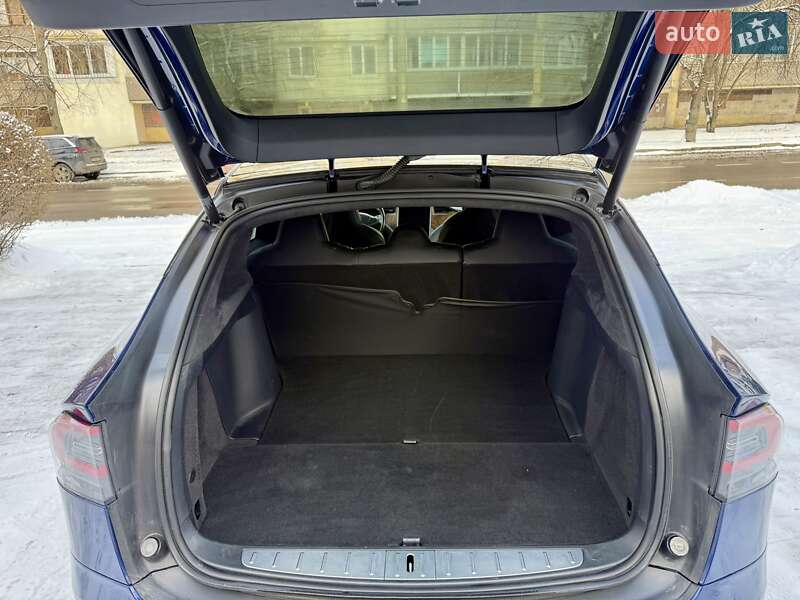 Внедорожник / Кроссовер Tesla Model X 2018 в Киеве