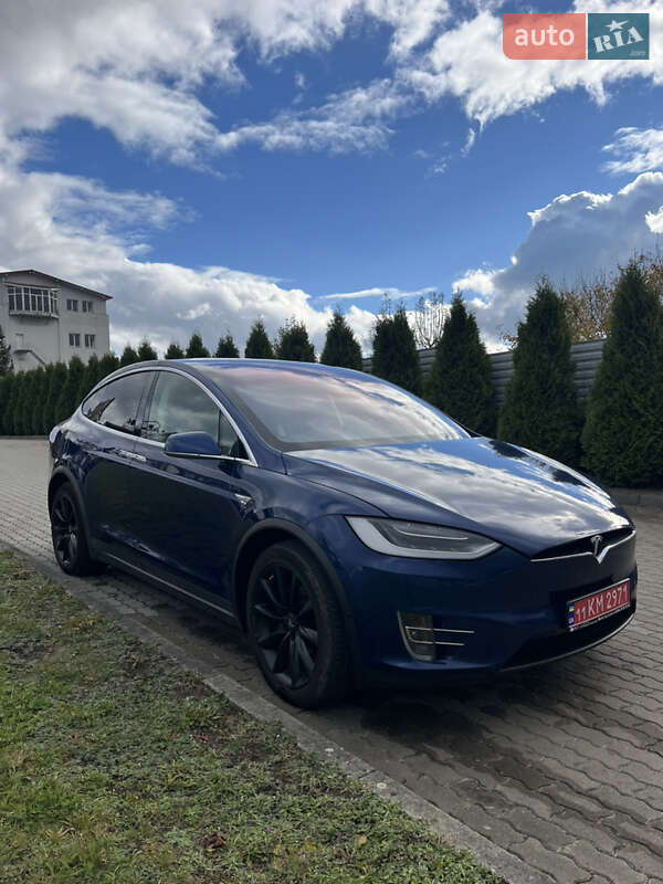 Внедорожник / Кроссовер Tesla Model X 2016 в Львове