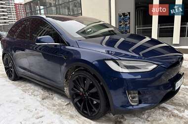 Внедорожник / Кроссовер Tesla Model X 2019 в Киеве