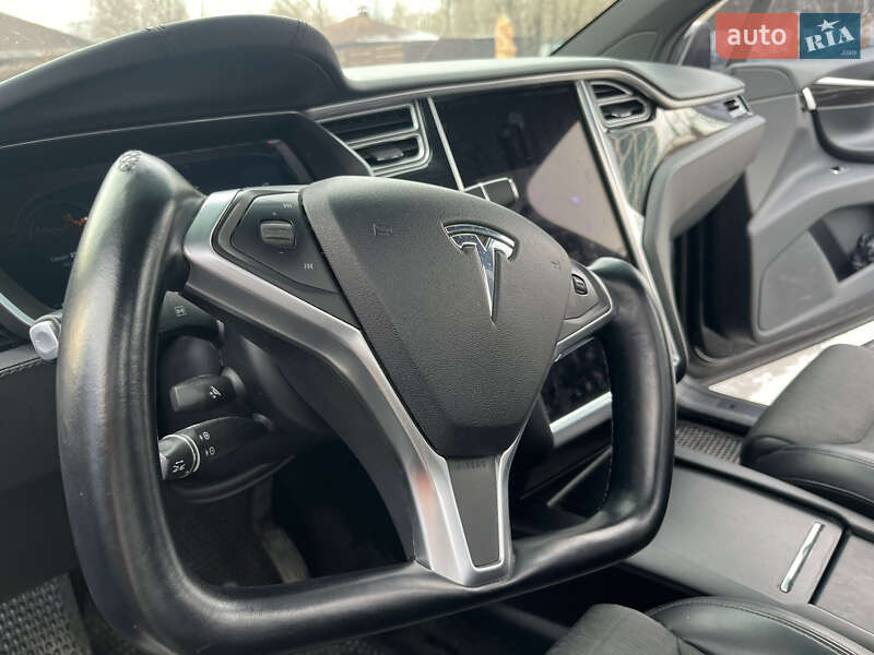 Внедорожник / Кроссовер Tesla Model X 2016 в Днепре