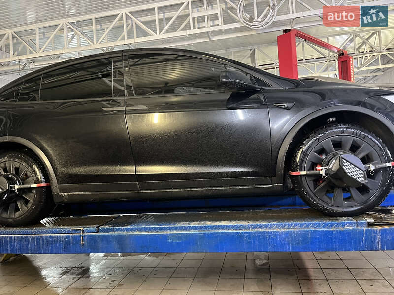 Внедорожник / Кроссовер Tesla Model X 2016 в Днепре