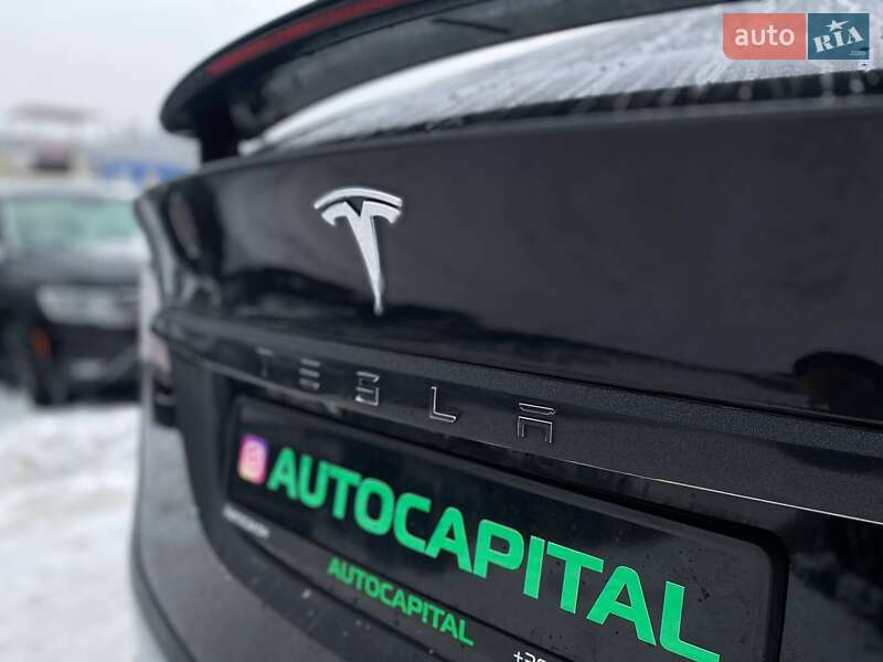 Внедорожник / Кроссовер Tesla Model X 2020 в Киеве