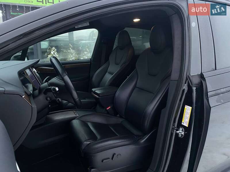 Внедорожник / Кроссовер Tesla Model X 2020 в Киеве