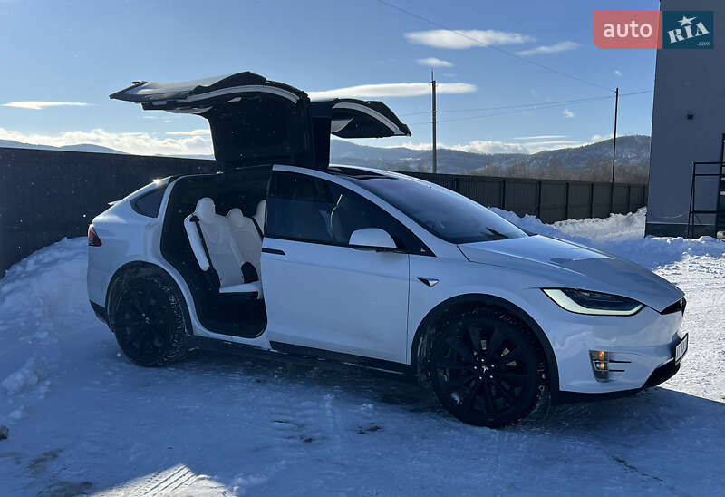 Внедорожник / Кроссовер Tesla Model X 2020 в Ивано-Франковске