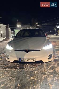 Внедорожник / Кроссовер Tesla Model X 2019 в Киеве