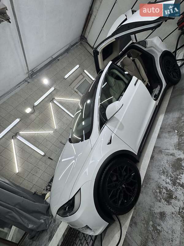 Внедорожник / Кроссовер Tesla Model X 2019 в Киеве фото 19 Внедорожник / Кроссовер Tesla Model X 2019 в Киеве