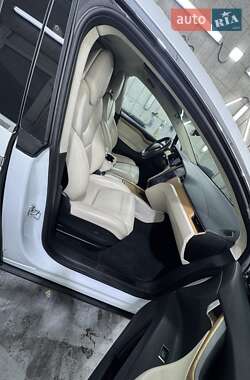 Внедорожник / Кроссовер Tesla Model X 2019 в Киеве
