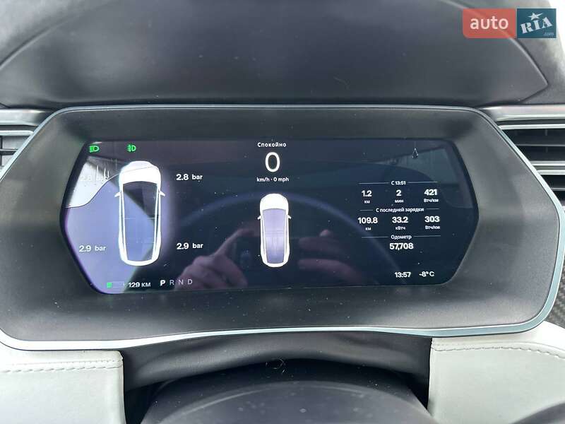 Внедорожник / Кроссовер Tesla Model X 2016 в Луцке фото 28 Внедорожник / Кроссовер Tesla Model X 2016 в Луцке