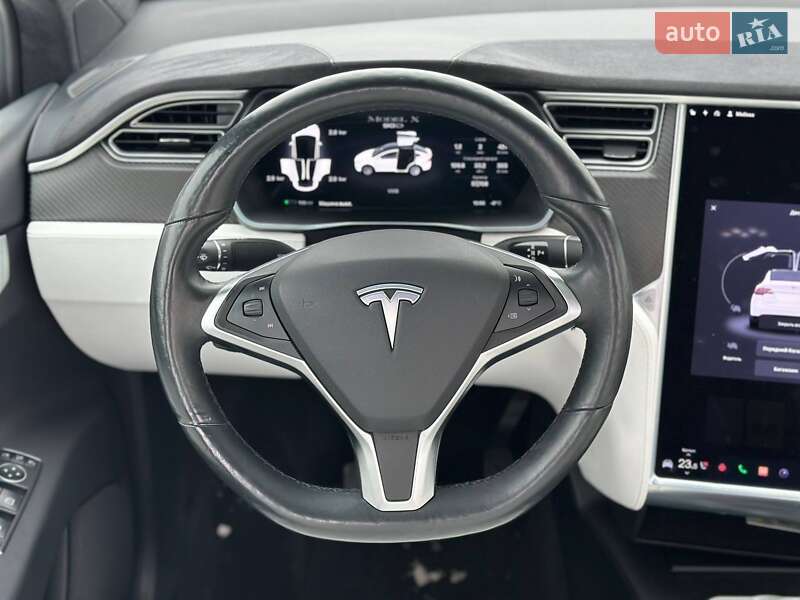 Внедорожник / Кроссовер Tesla Model X 2016 в Луцке фото 10 Внедорожник / Кроссовер Tesla Model X 2016 в Луцке