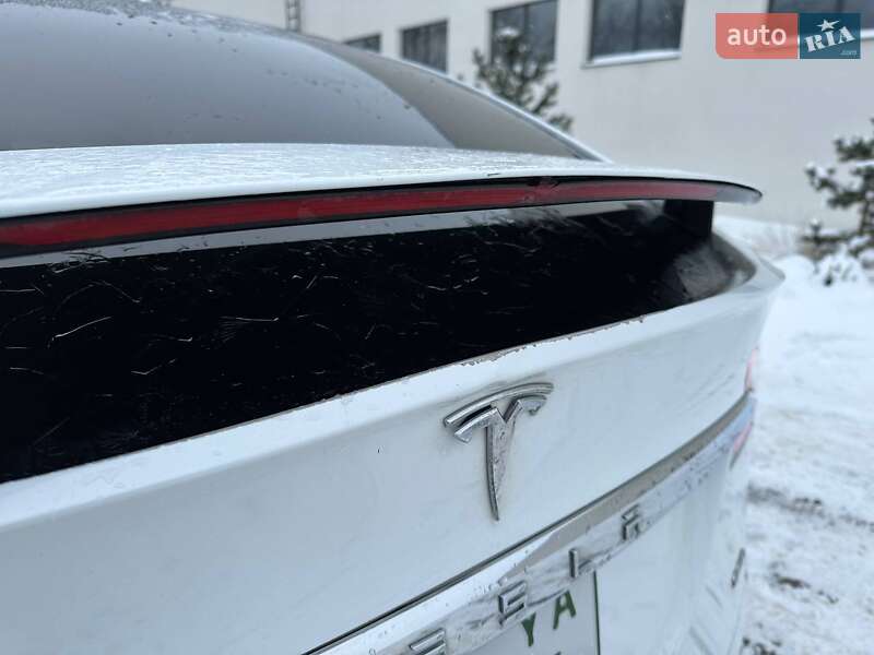 Внедорожник / Кроссовер Tesla Model X 2016 в Луцке фото 29 Внедорожник / Кроссовер Tesla Model X 2016 в Луцке