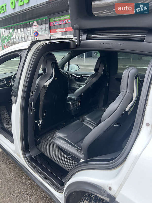 Внедорожник / Кроссовер Tesla Model X 2016 в Киеве фото 10 Внедорожник / Кроссовер Tesla Model X 2016 в Киеве