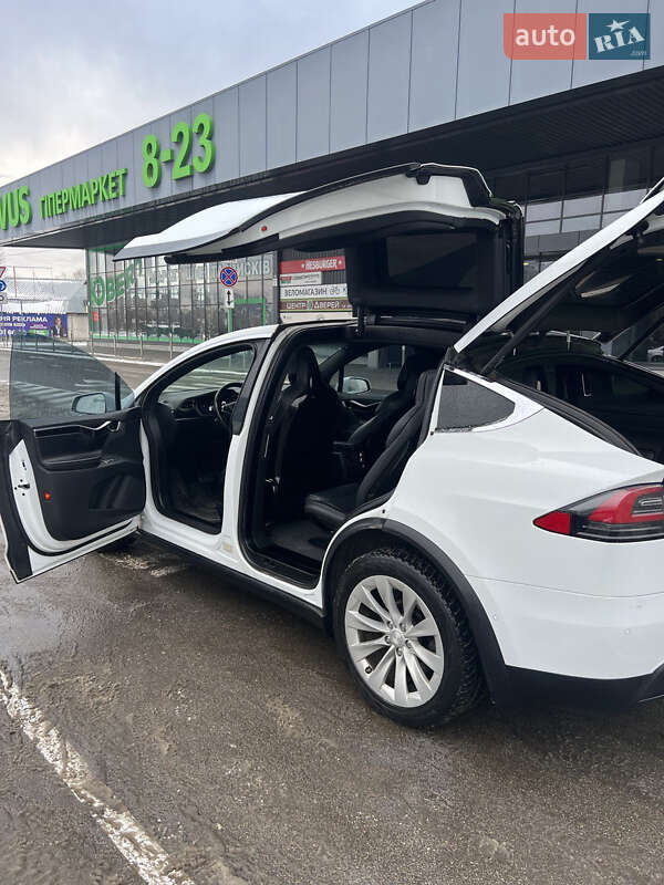 Внедорожник / Кроссовер Tesla Model X 2016 в Киеве фото 13 Внедорожник / Кроссовер Tesla Model X 2016 в Киеве