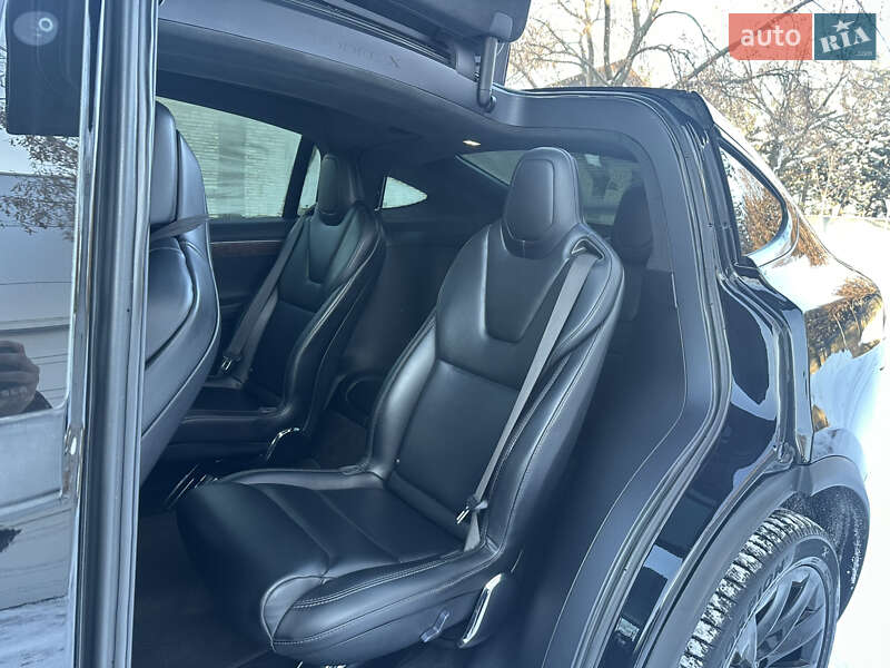 Внедорожник / Кроссовер Tesla Model X 2018 в Днепре
