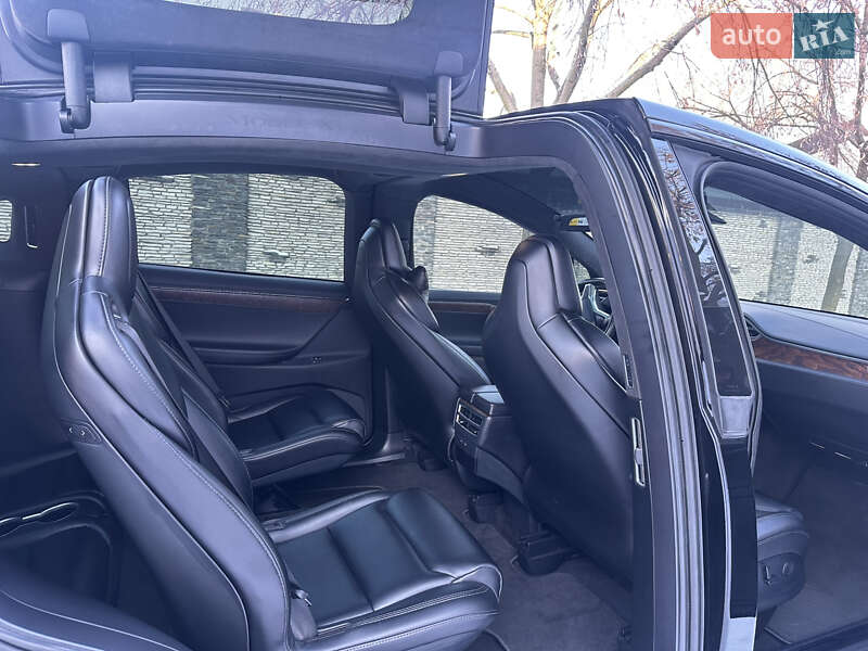 Внедорожник / Кроссовер Tesla Model X 2018 в Днепре