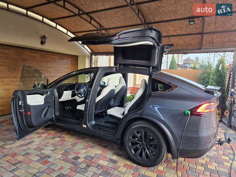 Позашляховик / Кросовер Tesla Model X 2020 в Києві