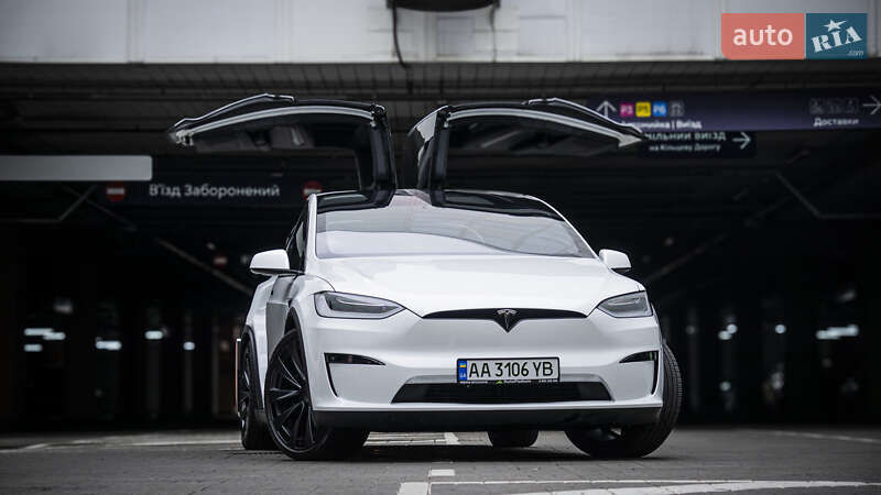Внедорожник / Кроссовер Tesla Model X 2022 в Киеве