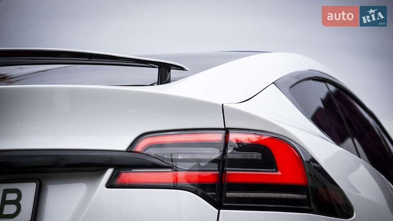 Внедорожник / Кроссовер Tesla Model X 2022 в Киеве