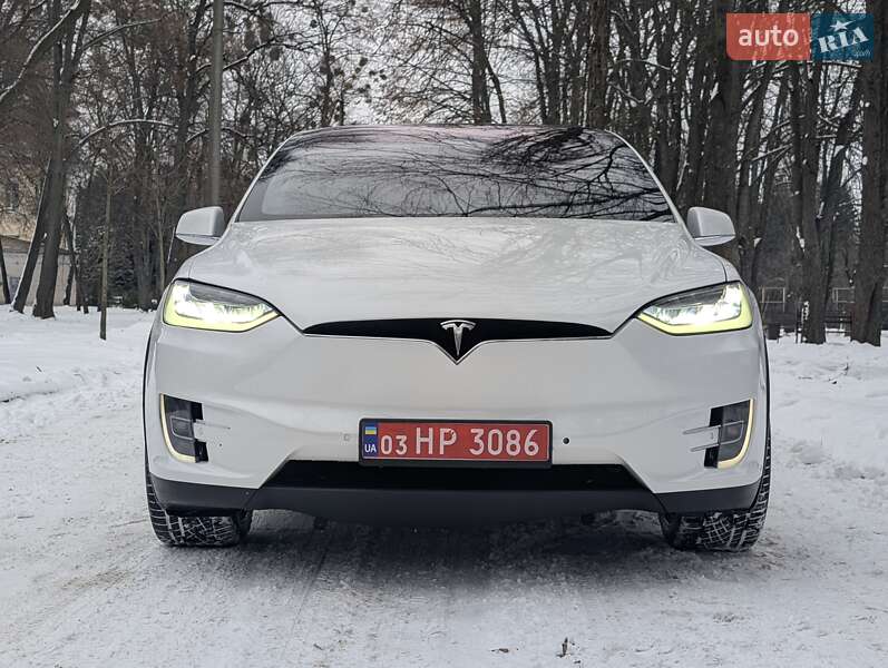 Внедорожник / Кроссовер Tesla Model X 2017 в Киеве фото 2 Внедорожник / Кроссовер Tesla Model X 2017 в Киеве