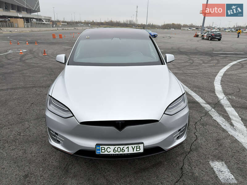 Внедорожник / Кроссовер Tesla Model X 2017 в Львове фото 5 Внедорожник / Кроссовер Tesla Model X 2017 в Львове