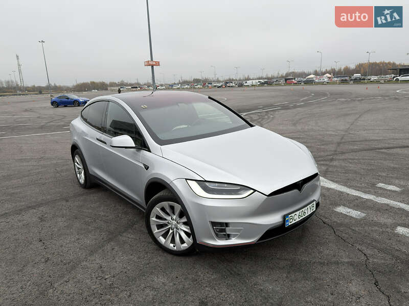 Внедорожник / Кроссовер Tesla Model X 2017 в Львове фото 35 Внедорожник / Кроссовер Tesla Model X 2017 в Львове