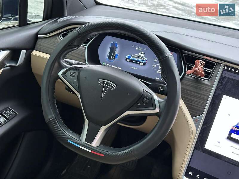 Внедорожник / Кроссовер Tesla Model X 2016 в Одессе фото 19 Внедорожник / Кроссовер Tesla Model X 2016 в Одессе