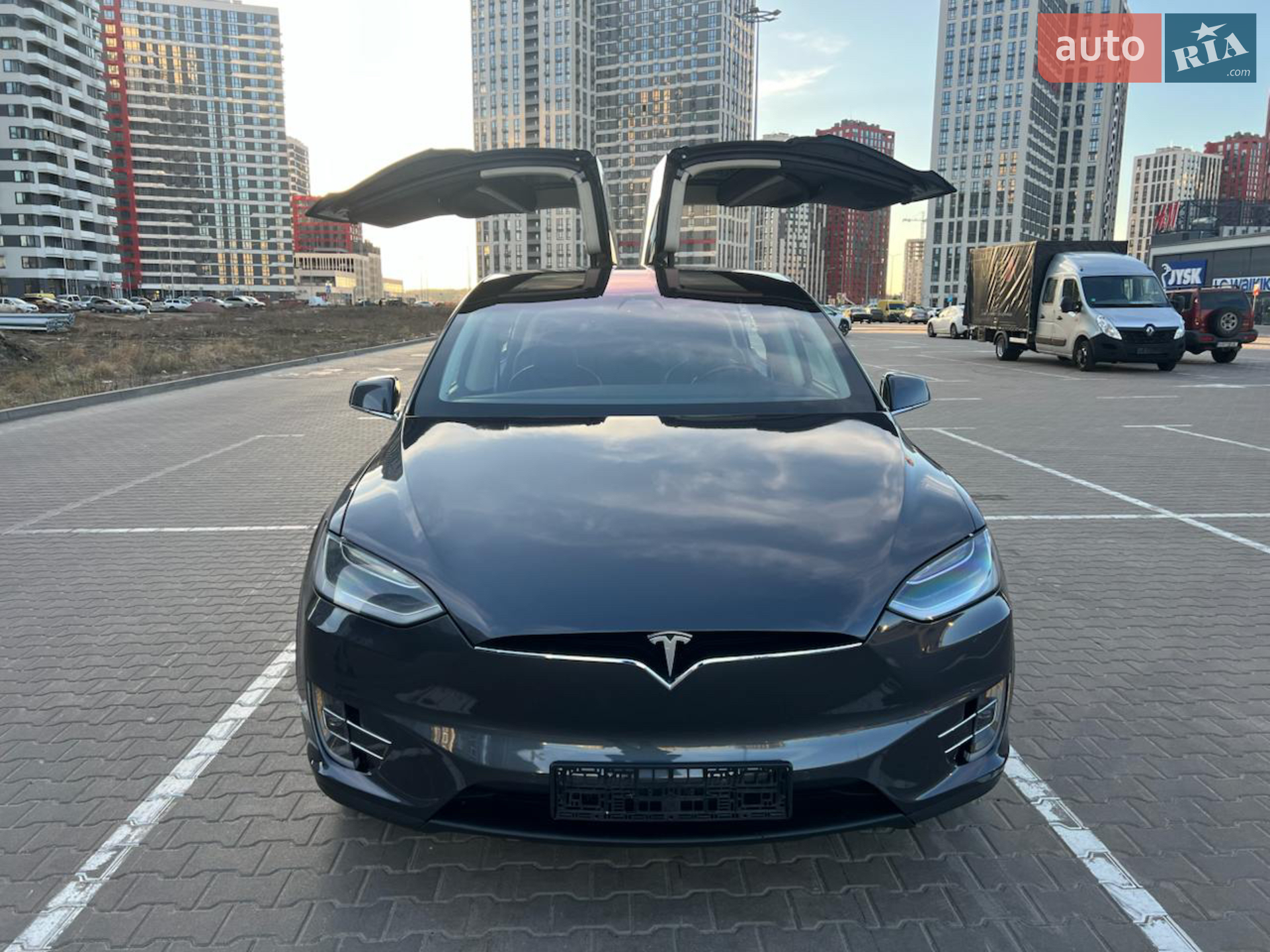 2018 Tesla Model X - фото 1