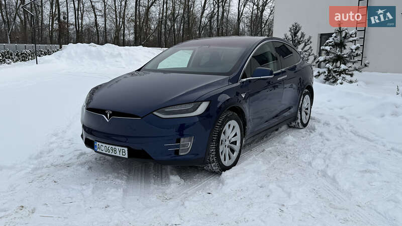 Внедорожник / Кроссовер Tesla Model X 2017 в Луцке
