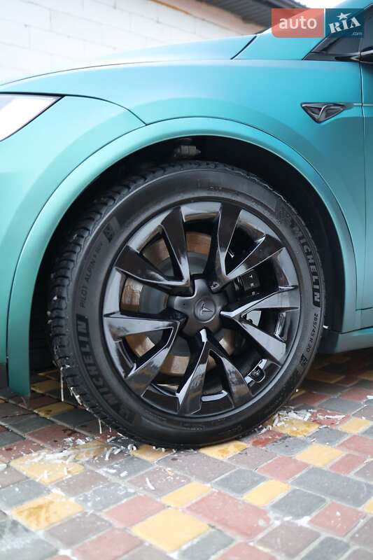 Позашляховик / Кросовер Tesla Model X 2023 в Дніпрі