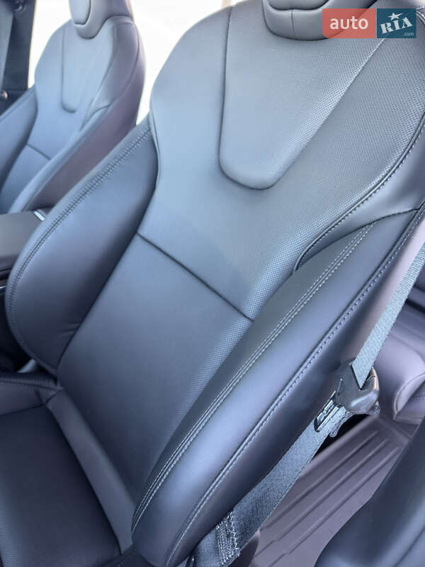 Позашляховик / Кросовер Tesla Model X 2022 в Тернополі