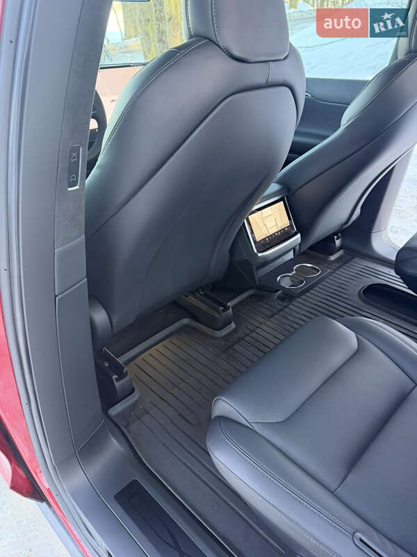 Позашляховик / Кросовер Tesla Model X 2022 в Тернополі