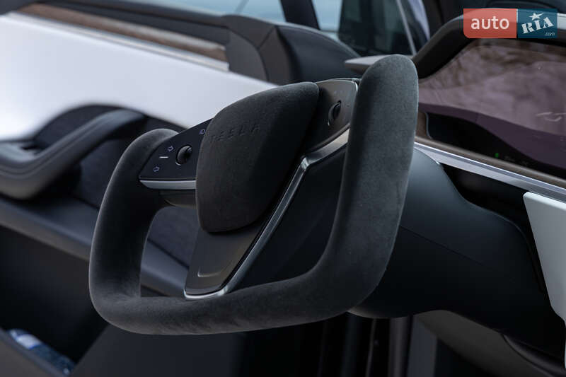 Внедорожник / Кроссовер Tesla Model X 2022 в Харькове