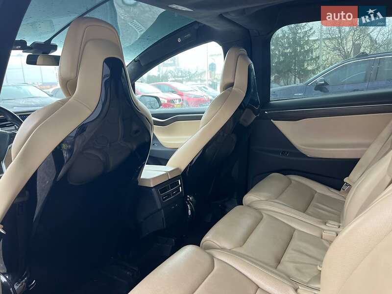 Позашляховик / Кросовер Tesla Model X 2016 в Івано-Франківську фото 20 Позашляховик / Кросовер Tesla Model X 2016 в Івано-Франківську
