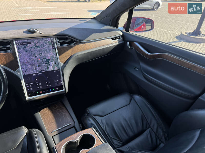 Внедорожник / Кроссовер Tesla Model X 2017 в Львове