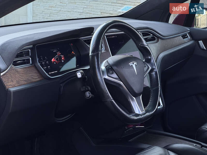 Внедорожник / Кроссовер Tesla Model X 2017 в Львове