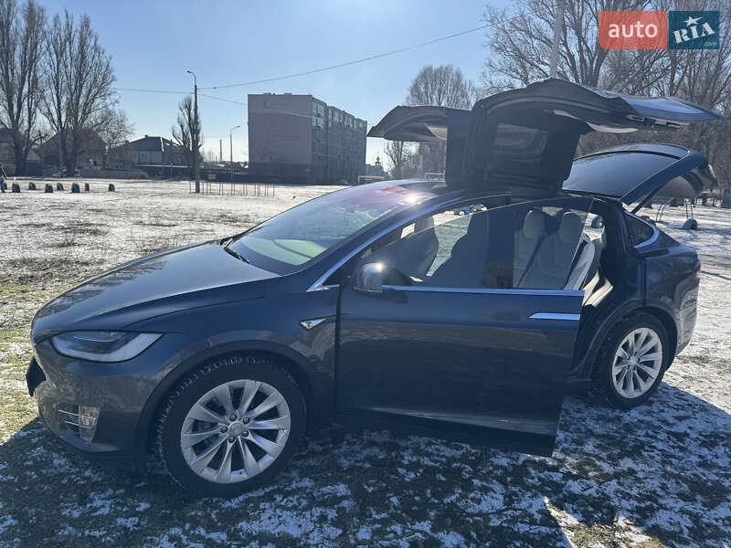 Внедорожник / Кроссовер Tesla Model X 2016 в Днепре