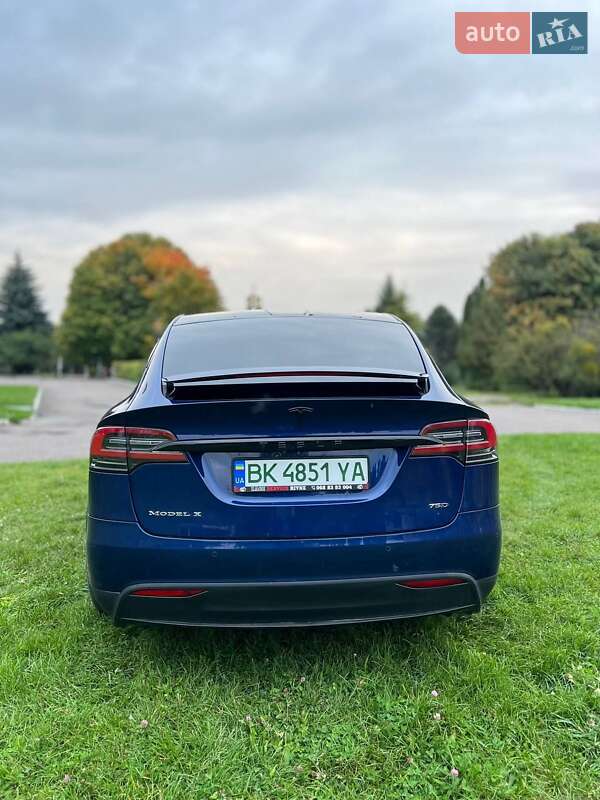 Позашляховик / Кросовер Tesla Model X 2016 в Рівному фото 14 Позашляховик / Кросовер Tesla Model X 2016 в Рівному
