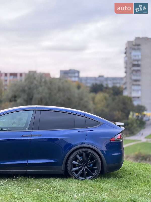 Позашляховик / Кросовер Tesla Model X 2016 в Рівному фото 22 Позашляховик / Кросовер Tesla Model X 2016 в Рівному