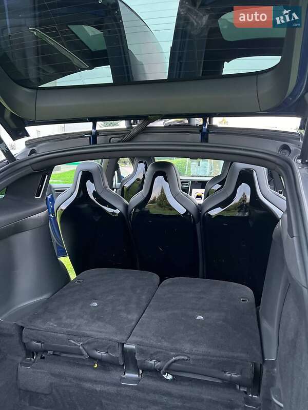 Позашляховик / Кросовер Tesla Model X 2016 в Рівному фото 29 Позашляховик / Кросовер Tesla Model X 2016 в Рівному