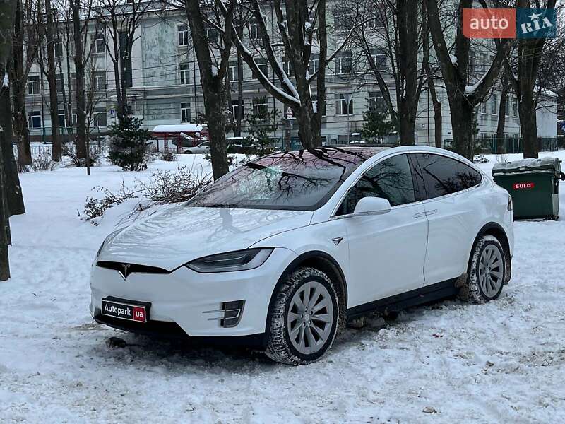Позашляховик / Кросовер Tesla Model X 2019 в Києві