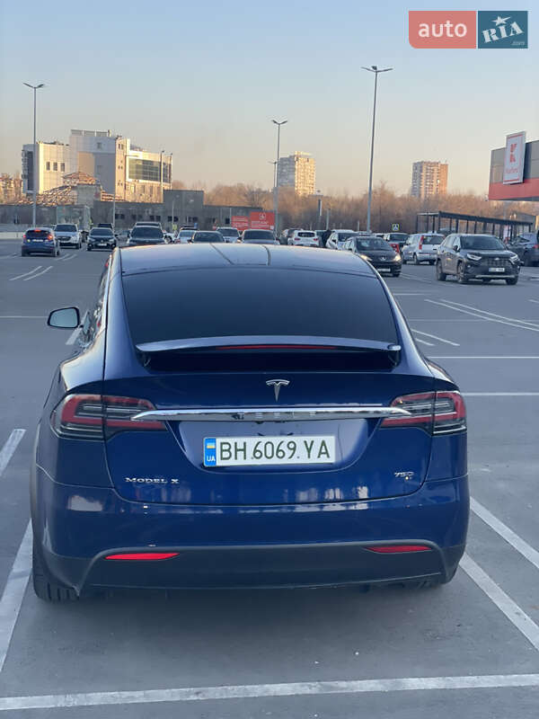 Позашляховик / Кросовер Tesla Model X 2016 в Одесі фото 6 Позашляховик / Кросовер Tesla Model X 2016 в Одесі
