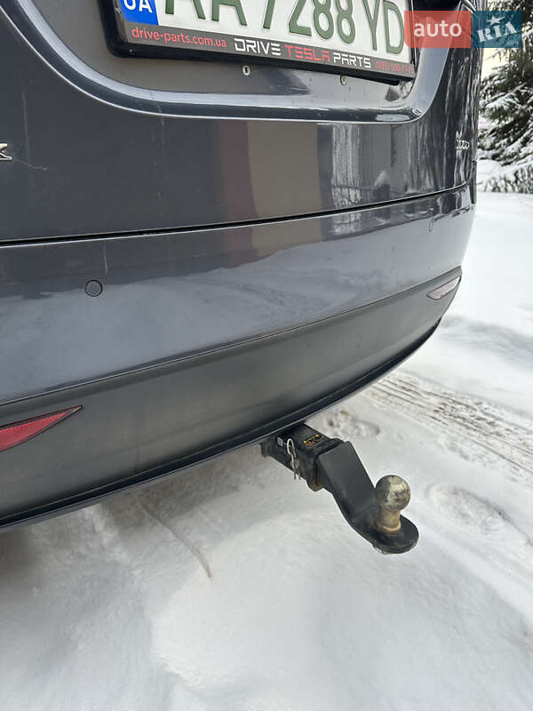 Позашляховик / Кросовер Tesla Model X 2018 в Києві