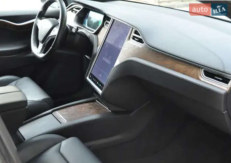 Внедорожник / Кроссовер Tesla Model X 2018 в Львове фото 5 Внедорожник / Кроссовер Tesla Model X 2018 в Львове