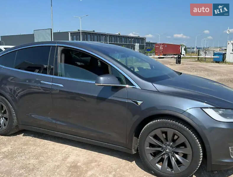 Внедорожник / Кроссовер Tesla Model X 2018 в Львове фото 7 Внедорожник / Кроссовер Tesla Model X 2018 в Львове