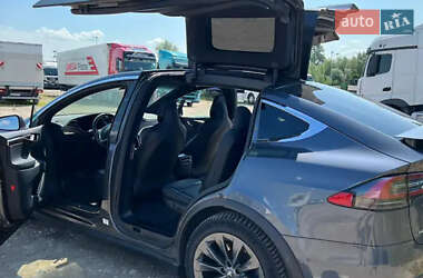 Позашляховик / Кросовер Tesla Model X 2018 в Львові